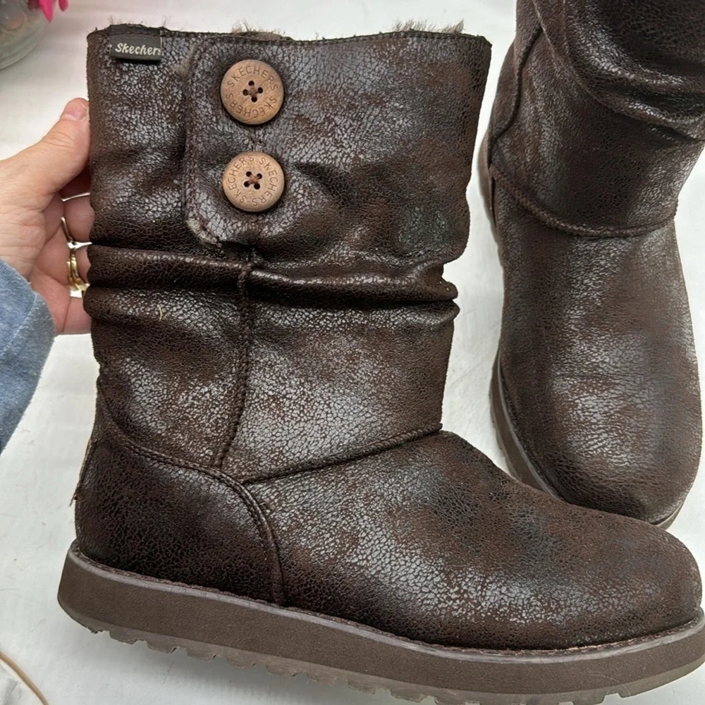 Skechers Chocolate Brown shiny Microfiber shin high boots faux fur inside Sz 7.5